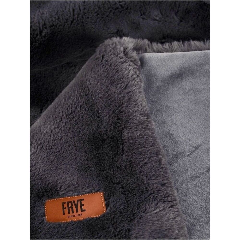 NEW FRYE FAUX FUR THROW Plush Blanket 60”x 70” Grey Cozy Comfy Machine Washable - Picture 5 of 7